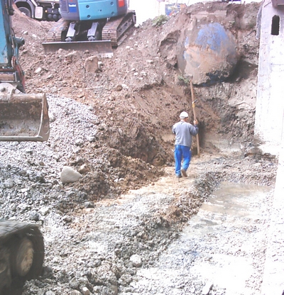 Centre commercial COOP Matran: suivi des travaux, triage matériaux pollués (citerne, fuites de mazout)